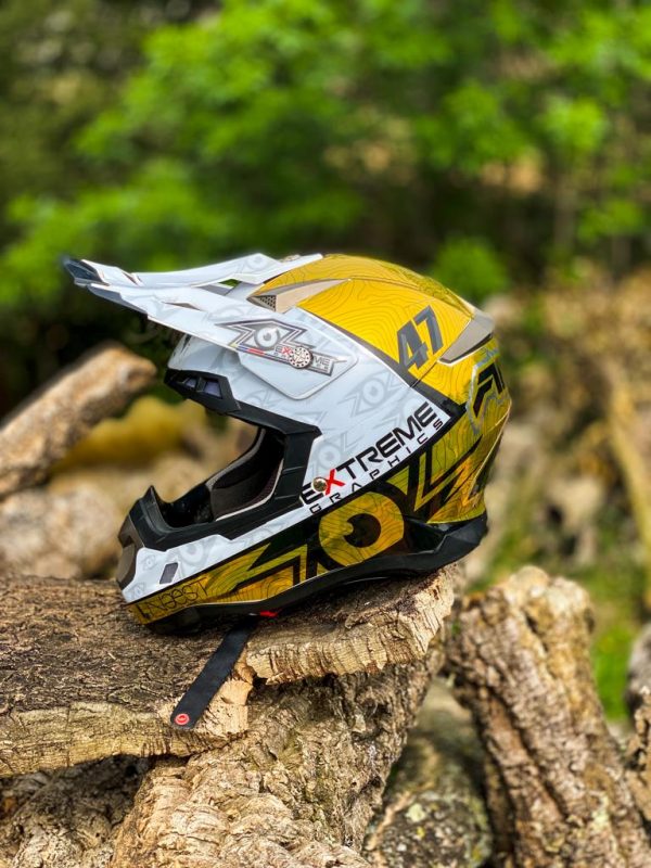 Adhesivos casco moto personalizados –